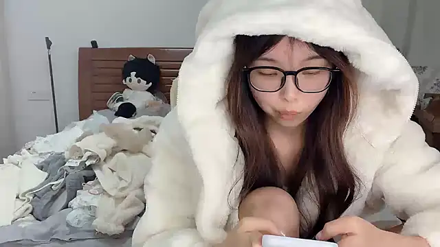 Akong11 live sex cam