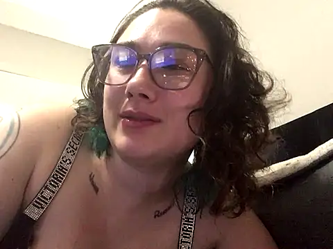 PaigeChantel live sex cam