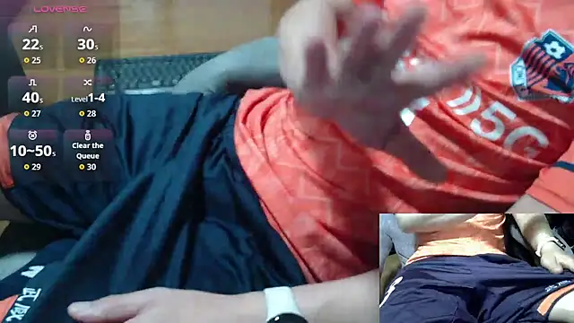 Yasu2000 live sex cam