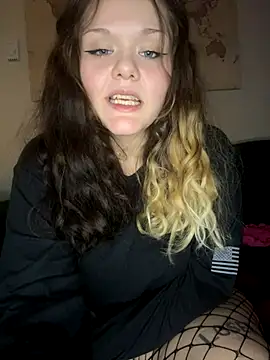 Starryluvvy23 live sex cam