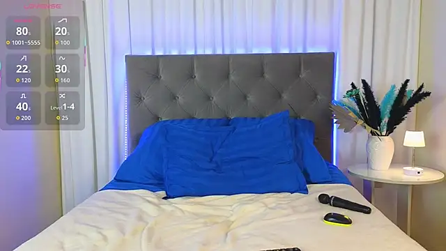 Ariana_Petite live sex cam