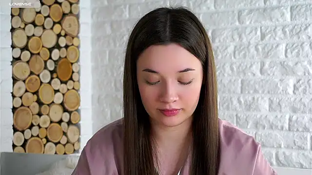 LowOncoming live sex cam