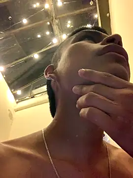 Emiliano_Reyes live sex cam