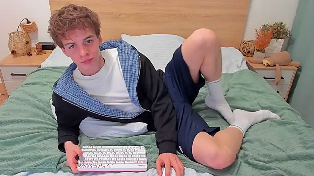 Fandi_777 live sex cam