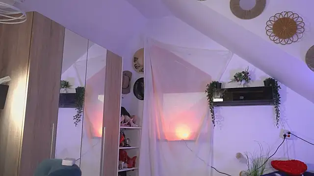 Amaliamour live sex cam