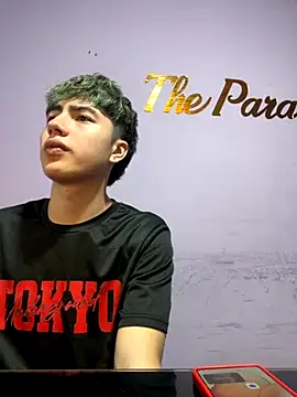 AlexanderCollman live sex cam