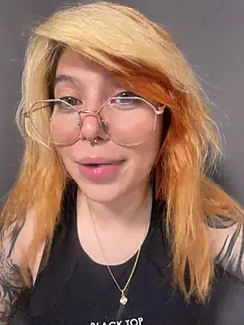 YunoRose_ live sex cam