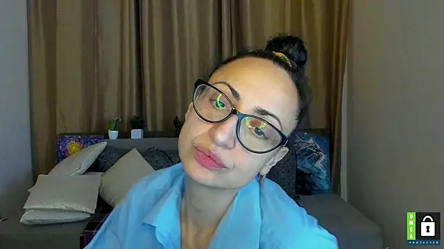 Arianasweety23 live sex cam