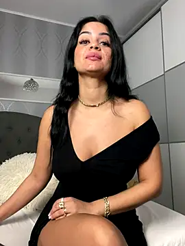 _adelle live sex cam