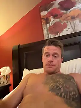 DILFiGuess1 live sex cam