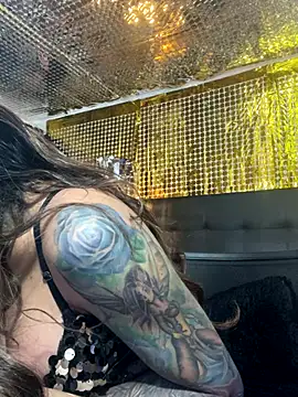 PAULAWIMD live sex cam