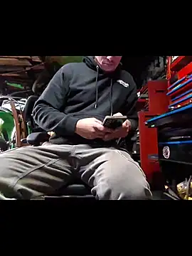 twistafatpipe live sex cam