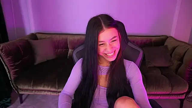 FataleNellie live sex cam