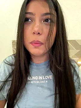 Maii_chan live sex cam