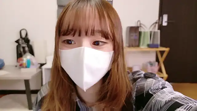 saku_sakura_ live sex cam