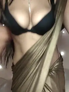 KARISHMA-STRIP live sex cam