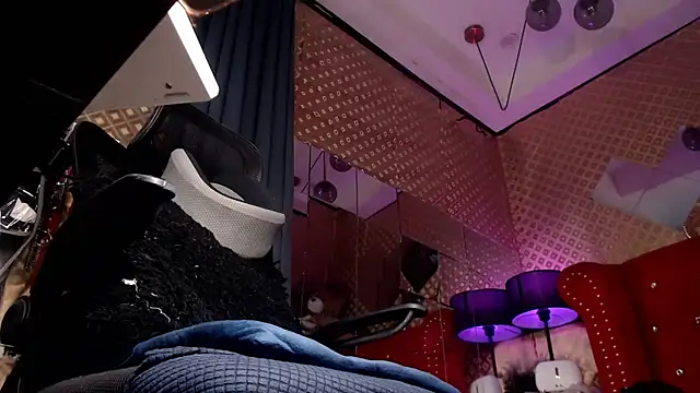 AntoniaSaints live sex cam