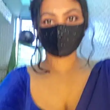 Bristy- live sex cam