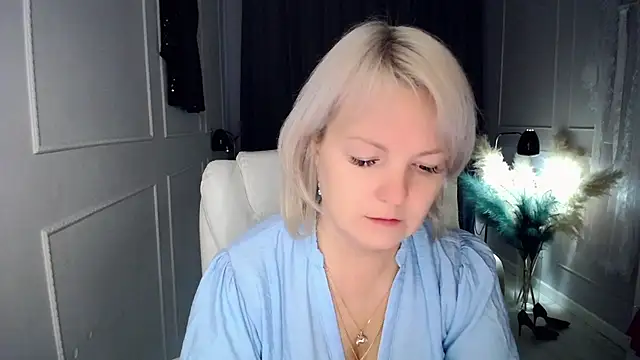 Juarnea live sex cam