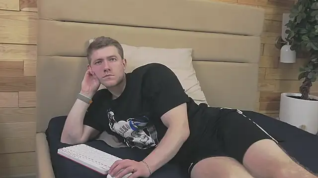 EthanPinkman live sex cam