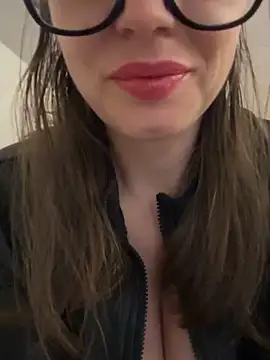 ladywithbigass live sex cam