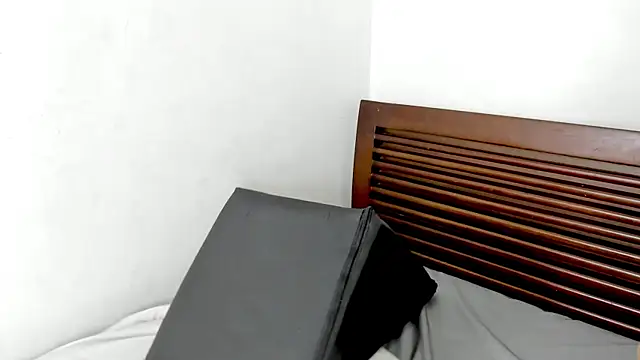 vanessa_saquirt live sex cam