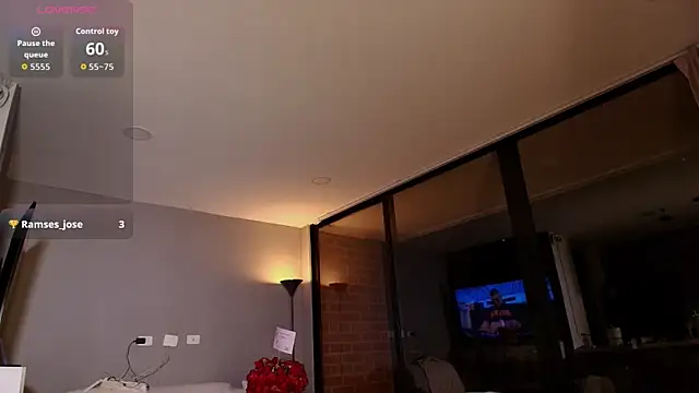 Helenbronwx live sex cam