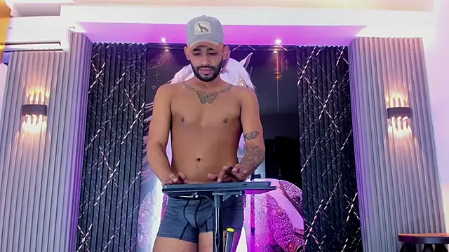 Extreme_Power_ live sex cam