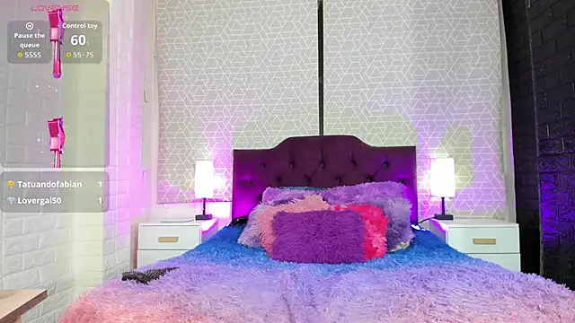 Zamara_Kleii live sex cam