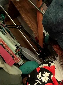 gurlnips live sex cam