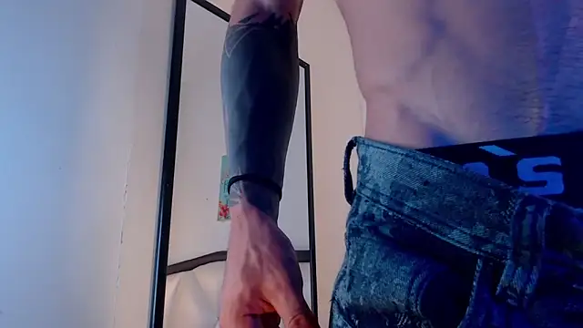 AlbertBernal69 live sex cam