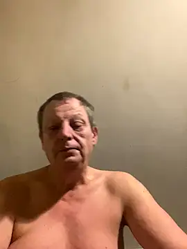 chubbybear2cum live sex cam