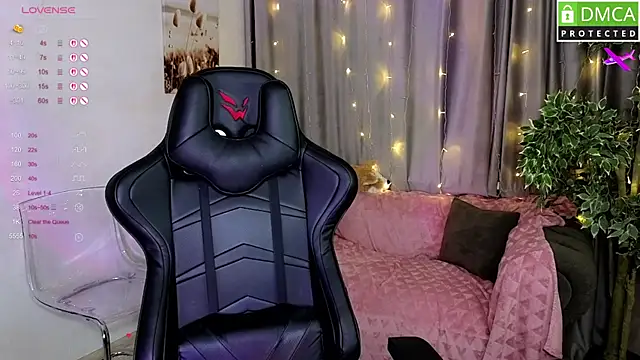 Roxy_foxi live sex cam