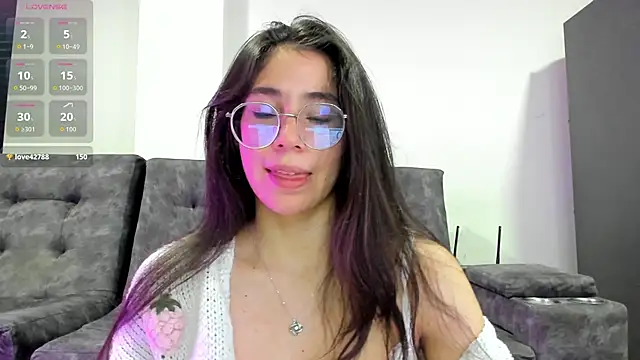 emmadiaz1 live sex cam