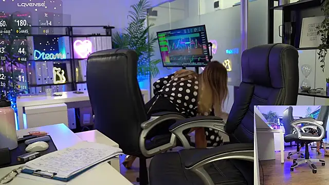 BabesGoWild live sex cam