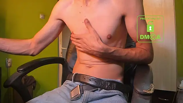 BigCumShoot live sex cam