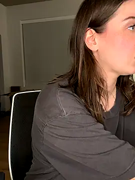 nerdynina live sex cam