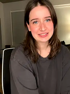 nerdynina live sex cam