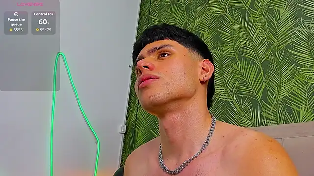 Nathaniel_Park live sex cam