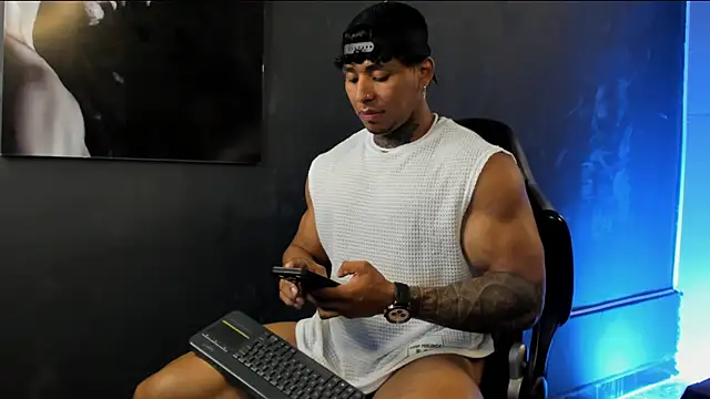 bradley_smith live sex cam