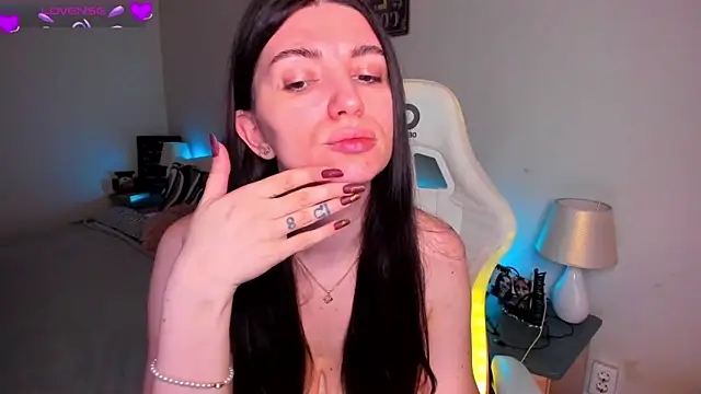 AdellaLoveX live sex cam