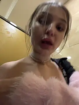 ErikaMuse live sex cam