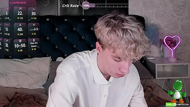 TrevorBenson live sex cam