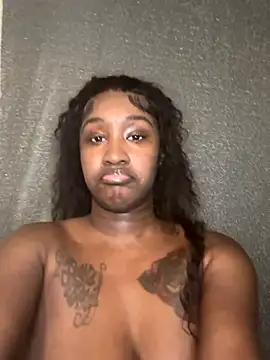 ToyaThick live sex cam