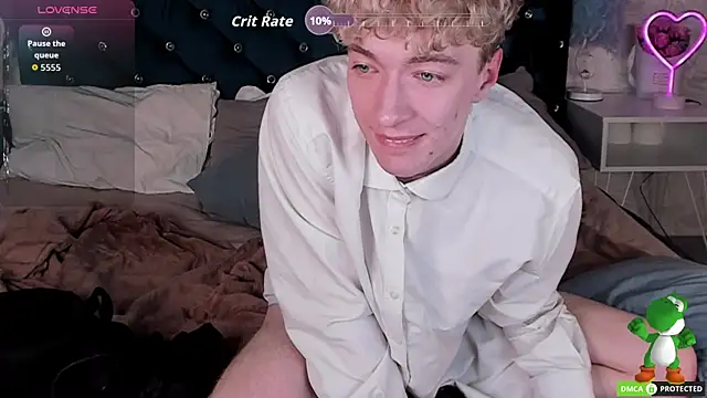 TrevorBenson live sex cam