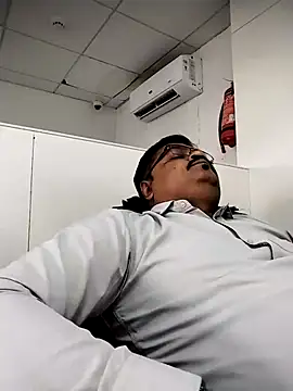 Desi_Lodo_Gujju_Boy live sex cam