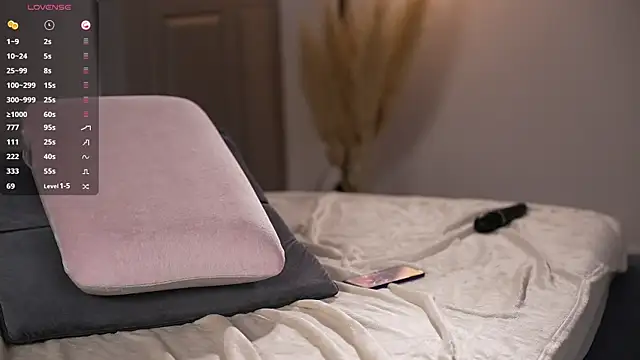 Vika54784 live sex cam