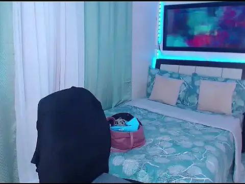 Heavenly_Treats live sex cam