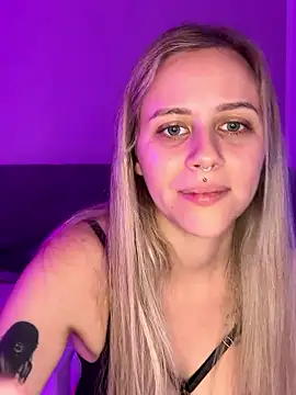 lunawolf21 live sex cam