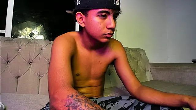 alluringangelo live sex cam